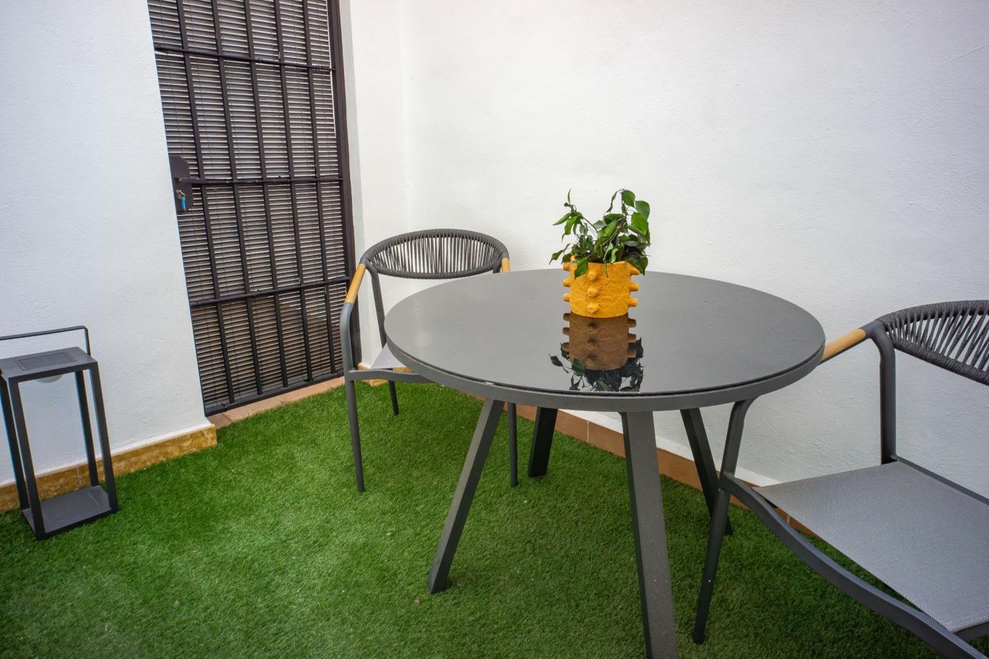 Bubu - Apartamentos En El Centro Malaga Exterior photo